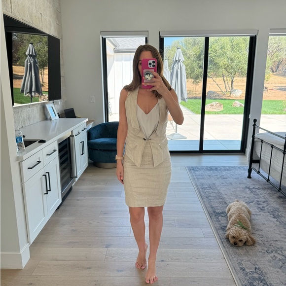 Matching the work skirt and vest set - Picture 6 of 13